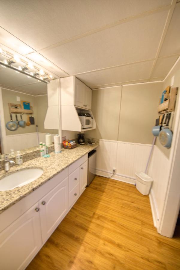 Waterway View Studio 2 W/ Pool, 1 Mile To Wrightsville Beach Wilmington Exteriér fotografie